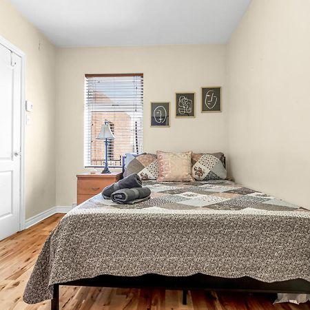 Beautiful 3-Bedrooms In Heart Of Plateau Mont-Royal Монреаль Екстер'єр фото