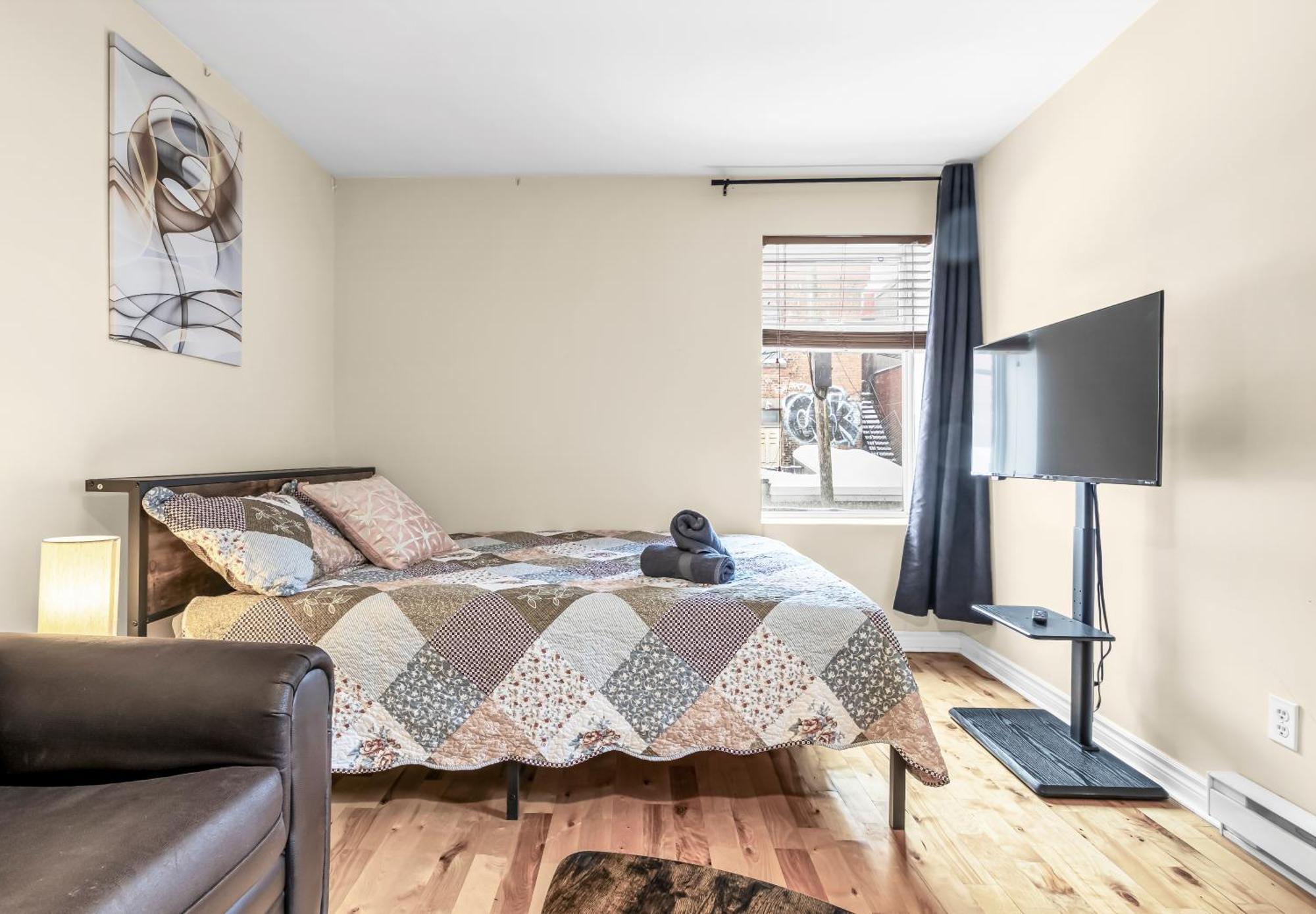 Beautiful 3-Bedrooms In Heart Of Plateau Mont-Royal Монреаль Екстер'єр фото