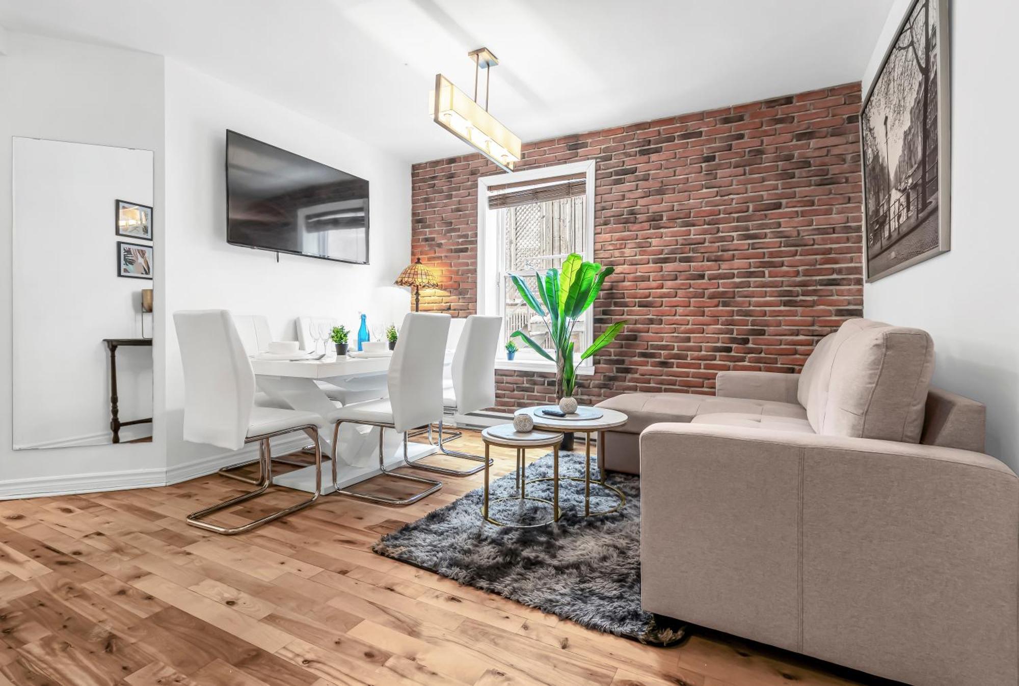 Beautiful 3-Bedrooms In Heart Of Plateau Mont-Royal Монреаль Екстер'єр фото